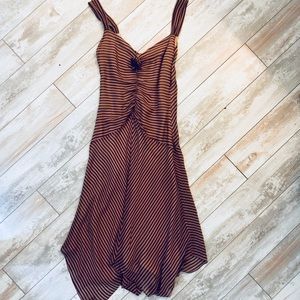 Beautiful Vintage BCBG Maxazria 💯 Silk Dress